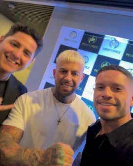 Alan con referentes y aliados en evento